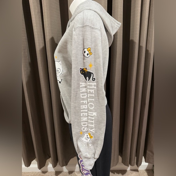 New Hello Kitty Women’s Halloween Graphic Hoodie Sweatshirt Sizes XS and Small - Picture 5 of 10